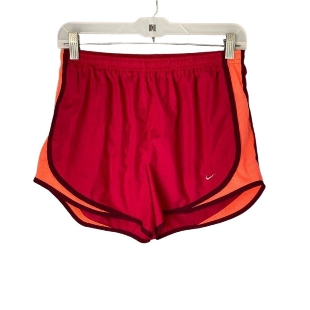 Nike women’s athletic shorts/size medium/running mesh side panels workout shorts